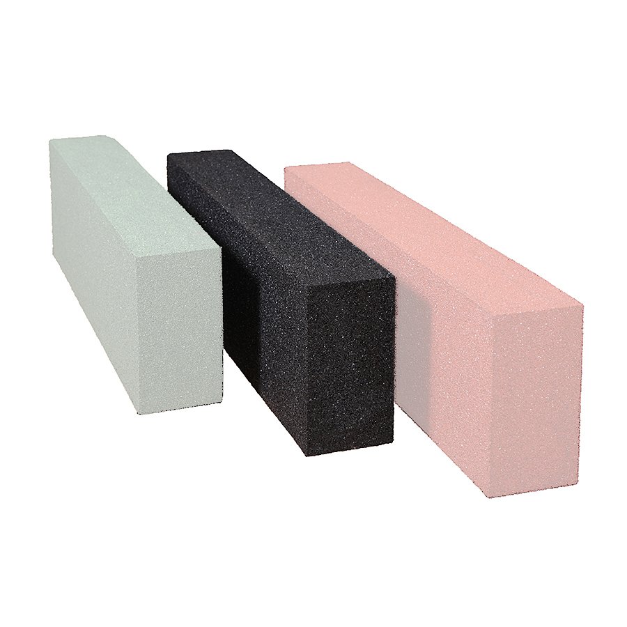 Černý gumový dopadový obrubník OB5 FLOMA - délka 150 cm, šířka 15 cm a výška 30 cm 