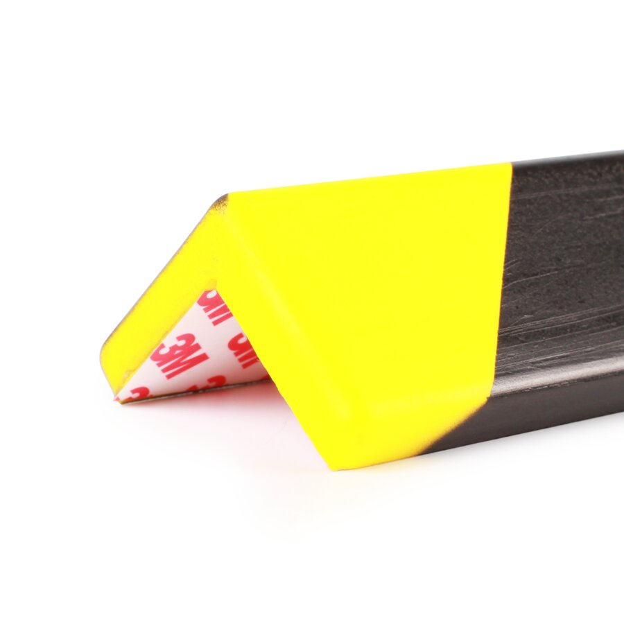 Černo-žlutá pěnová ochrana rohů zdí a stěn (L-profil) - 100 x 4,5 x 1 cm