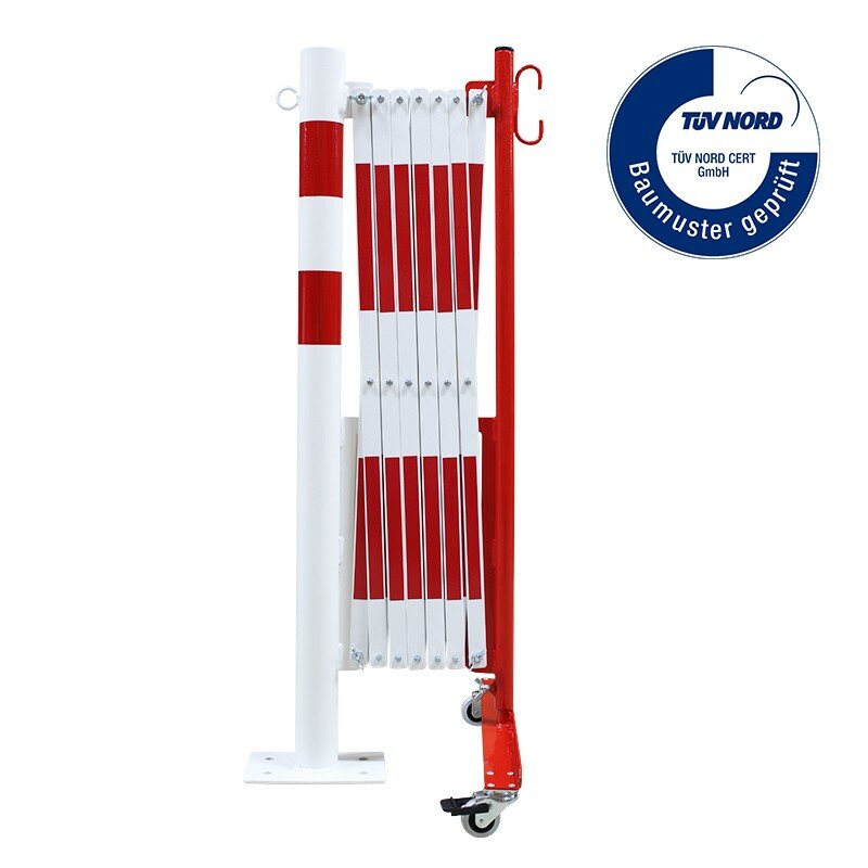 Bílo-červená sloupková mobilní zábrana - délka 3,6 m, výška 1,05 m