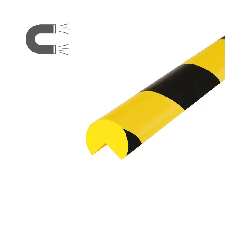 Černo-žlutá pěnová magnetická ochrana rohů zdí, stěn typ OA - 4 x 100 cm