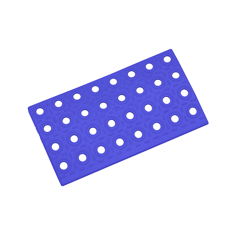 Modrý polyethylenový nájezd AvaTile AT-STD - délka 25 cm, šířka 13,7 cm, výška 1,6 cm