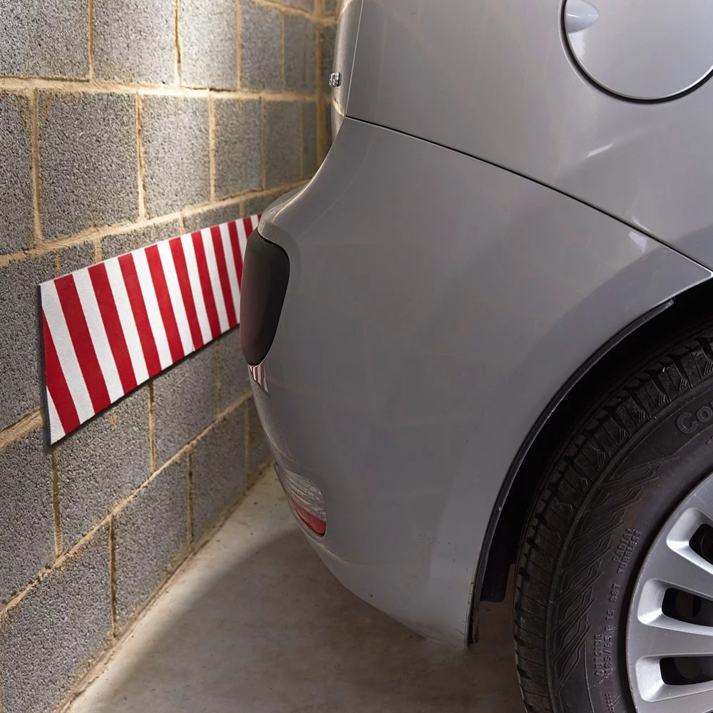 Bílo-červená pěnová ochrana zdí, stěn (pás) - 200 x 20 x 0,5 cm