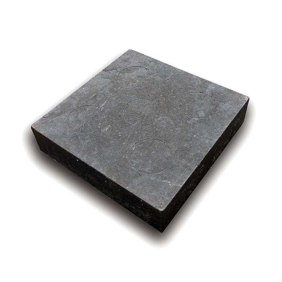 Černá plastová podkládací kostka "hladká" FLOMA RePVC - 23,8 x 23,8 x 5,3 cm