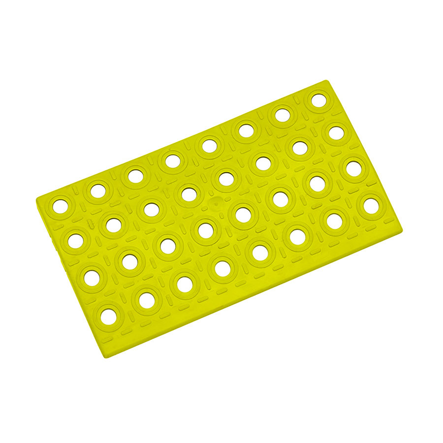 Žlutý plastový nájezd AT-STD, AvaTile - délka 25 cm, šířka 13,7 cm a výška 1,6 cm 