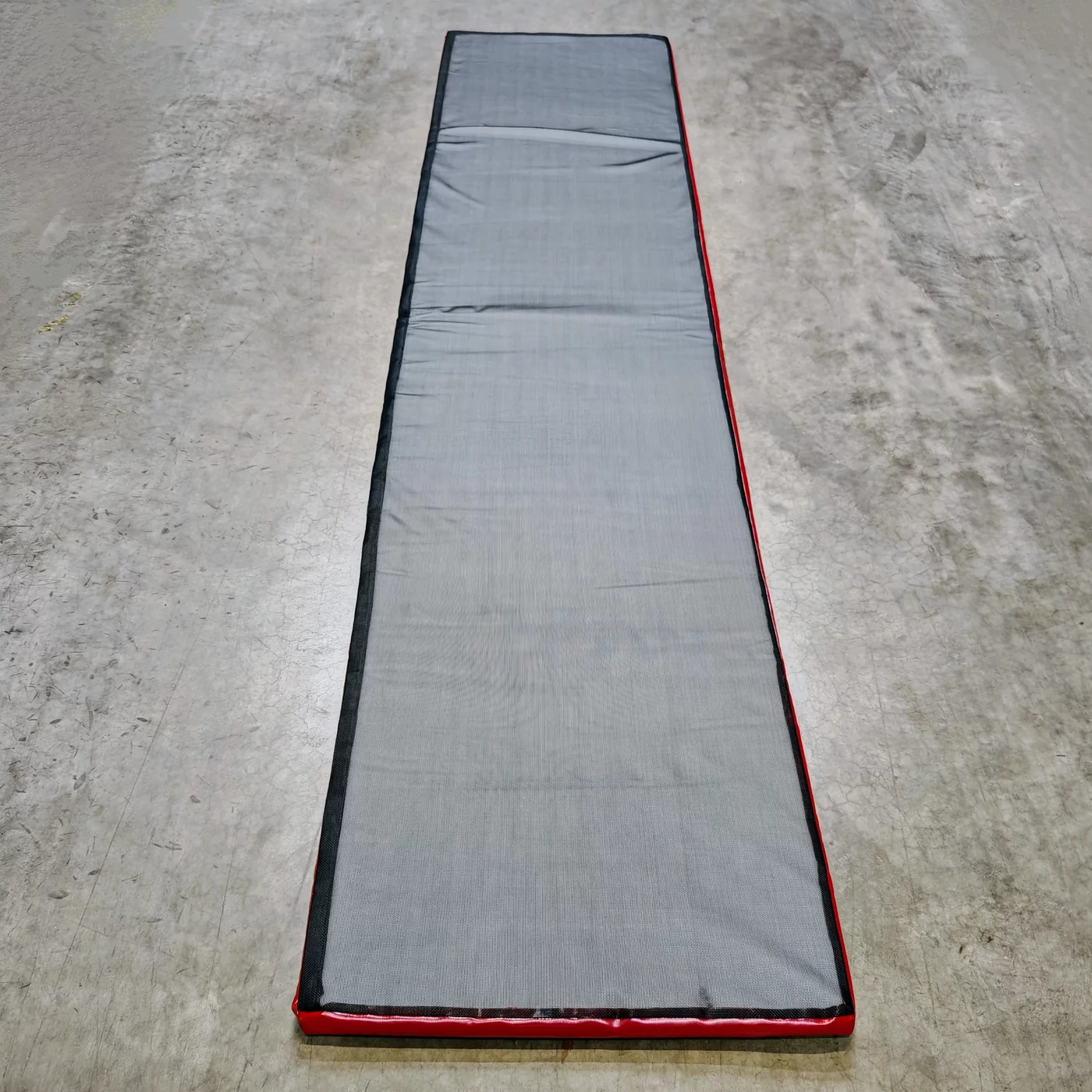 Pojezdová dekontaminační dezinfekční rohož (pás) pro motorová vozidla FLOMA WD70 - 400 x 85 x 5 cm