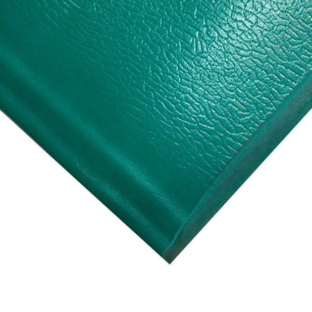 Zelená gumová protiúnavová průmyslová rohož - délka 18,3 m, šířka 90 cm a výška 1,25 cm 