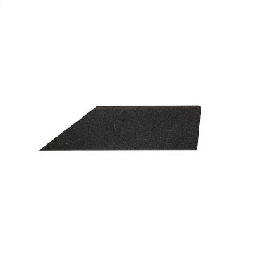 Černý pravý nájezd (roh) pro gumové dlaždice - délka 75 cm, šířka 30 cm a výška 2,5 cm 